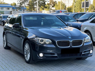 BMW 5 Series foto 4