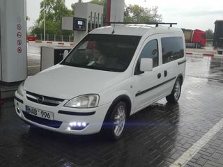 Opel Combo foto 4