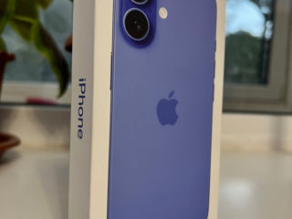 Продам Apple IPhone 16 256Gb foto 2