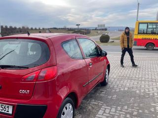 Mitsubishi Colt foto 4