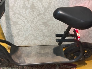 Vând trotineta electrică   foto 2