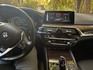 BMW 5 Series foto 3