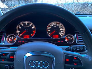 Audi A8 foto 6