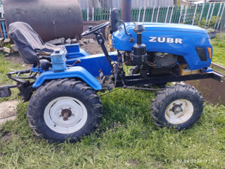 Vand tractor cu  remorca foto 4