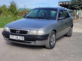 Opel Astra foto 2