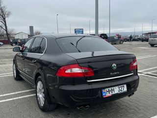 Skoda Superb foto 3