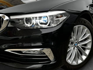 BMW 5 Series foto 4