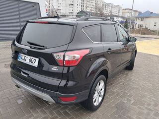 Ford Escape foto 3