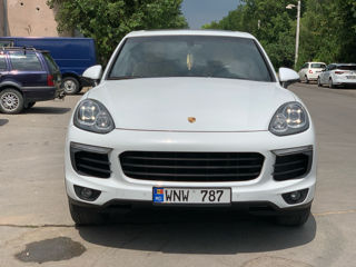 Porsche Cayenne foto 2