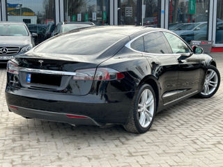 Tesla Model S foto 5