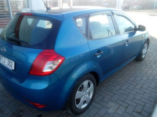 KIA Ceed foto 10