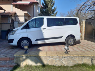 Ford Transit Custom foto 1