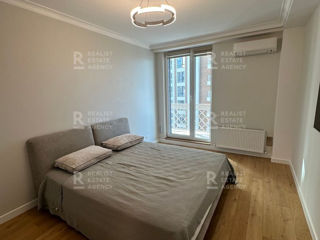 Apartament cu 3 camere, 120 m², Centru, Chișinău foto 2