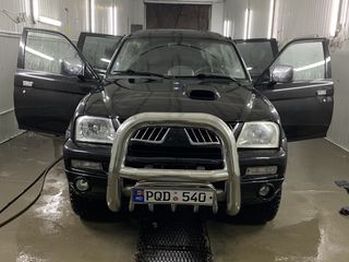 Mitsubishi L200 фото 10