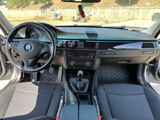 BMW 3 Series foto 8