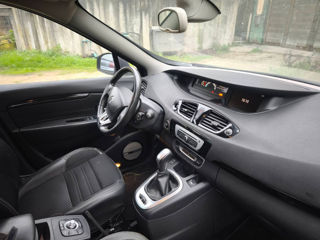 Renault Grand Scenic foto 9