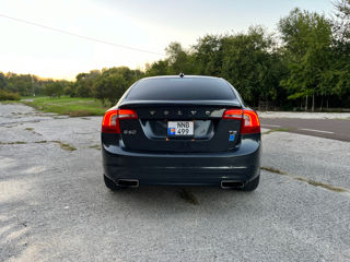 Volvo S60 foto 3