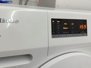 Стиральная машина Miele 2024 года фото 3
