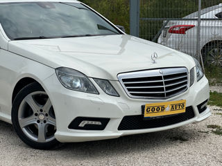 Mercedes E-Class foto 2