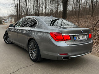 BMW 7 Series foto 3