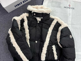 Moncler женский  пуховик