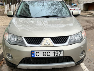 Mitsubishi Outlander foto 5