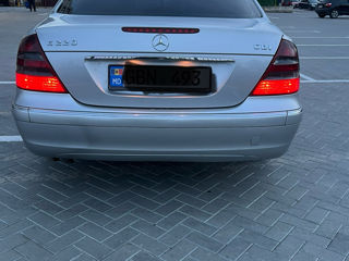 Mercedes E-Class foto 10