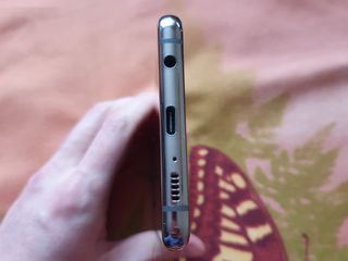 Продам Samsung S10 Plus в идеальном состоянии, полный комплект foto 5