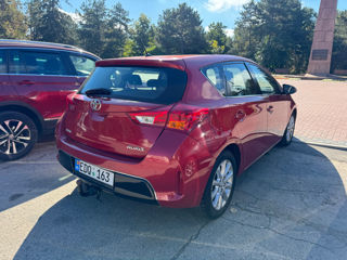 Toyota Auris foto 4