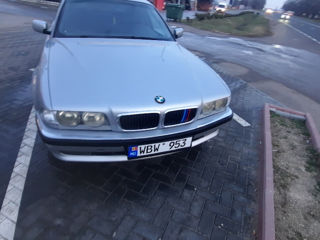 BMW 7 Series foto 5