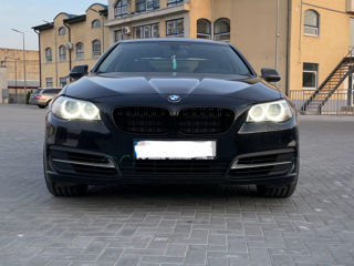 BMW 5 Series foto 1