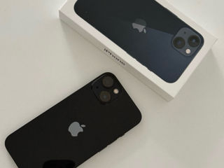 Vând iPhone 13