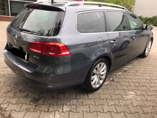 Volkswagen Passat foto 2