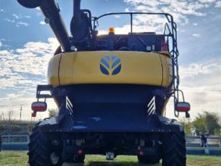 New Holland CR 8.90 din 2019 foto 8