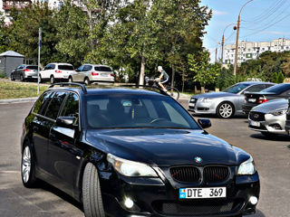 BMW 5 Series foto 1