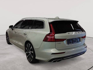 Volvo V60 foto 2