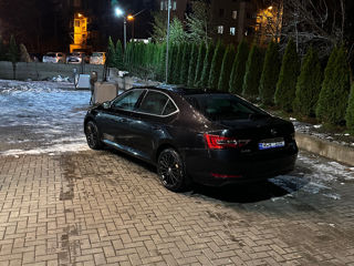 Skoda Superb фото 8