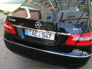 Mercedes E-Class foto 2