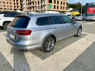 Volkswagen Passat foto 8