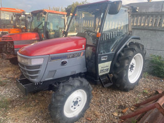 Tractor japonez Yanmar AF30D cu freza rotativa