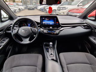 Toyota C-HR foto 3