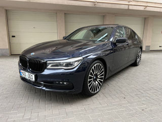 BMW 7 Series foto 3