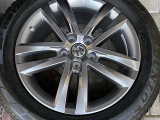 Volkswagen Touareg 265/50 r19 foto 4