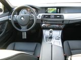 BMW 5 Series foto 9