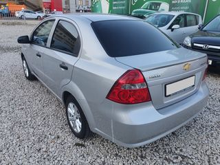 Chevrolet Aveo foto 5