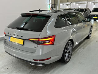 Skoda Superb foto 4