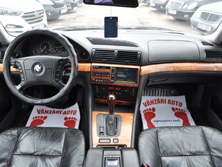 BMW 7 Series foto 7