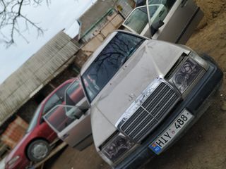 Mercedes Series (W124) foto 2