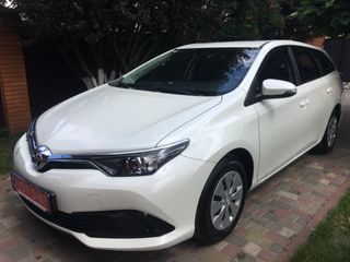 Toyota Auris foto 3