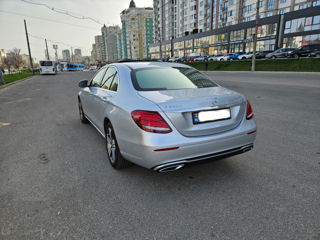 Mercedes E-Class foto 5